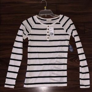 white w black stripes long sleeve